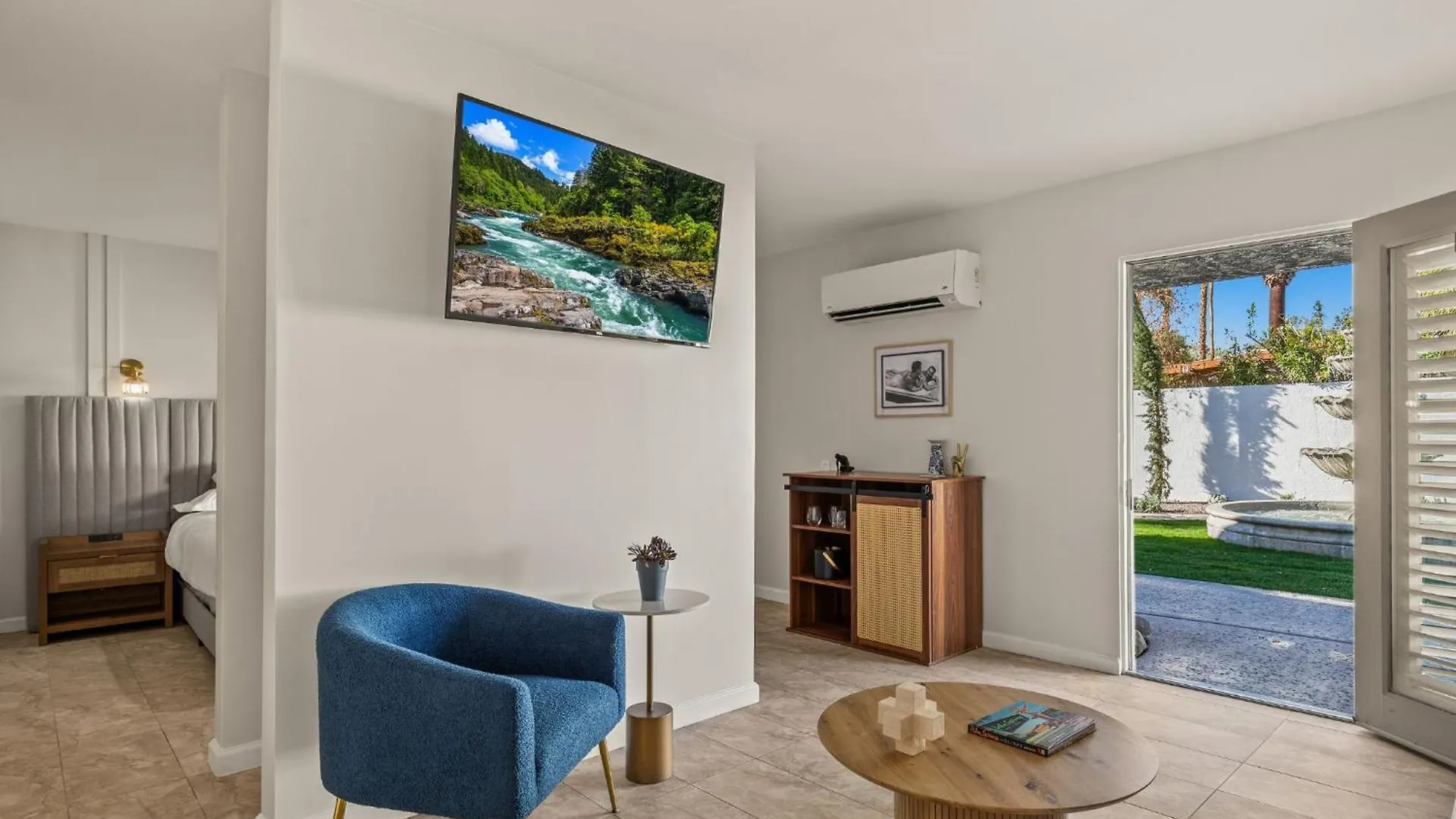 Casa Oliver Hotel & Resort - A Men'S Clothing Optional Resort In Palm Springs